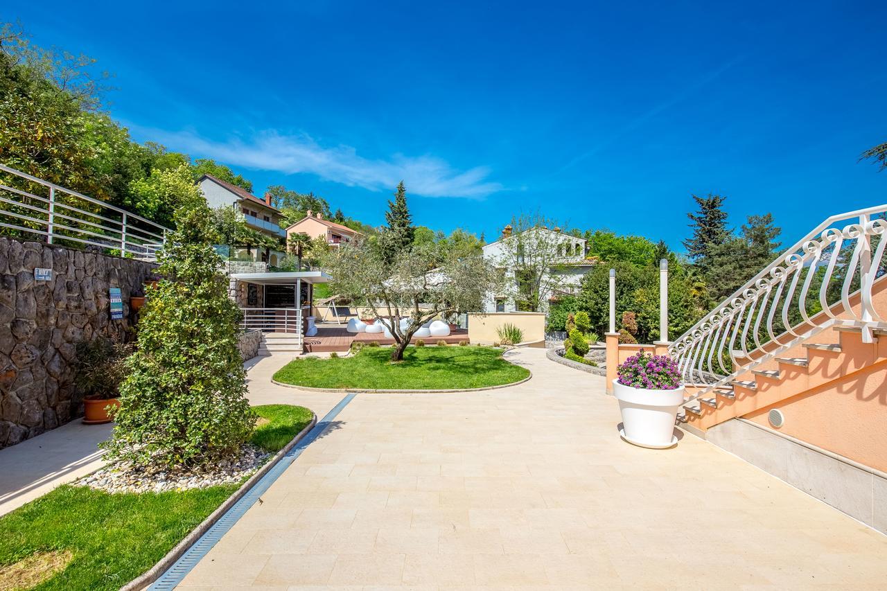 Villa Nada Lovran Exterior foto