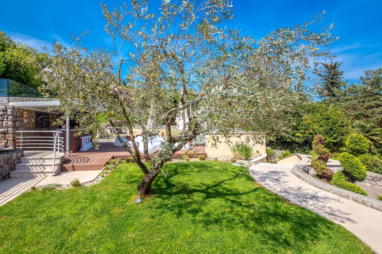 Villa Nada Lovran Exterior foto